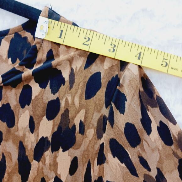 Blouse Size M Y2K Mob Wife Glam Chic Bold Femme Going-Out Top Animal Print Luxe - Picture 5 of 12